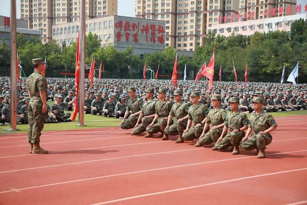 衡水市各学校“开学第一课”国防教育形式多样|im电竞(图1)