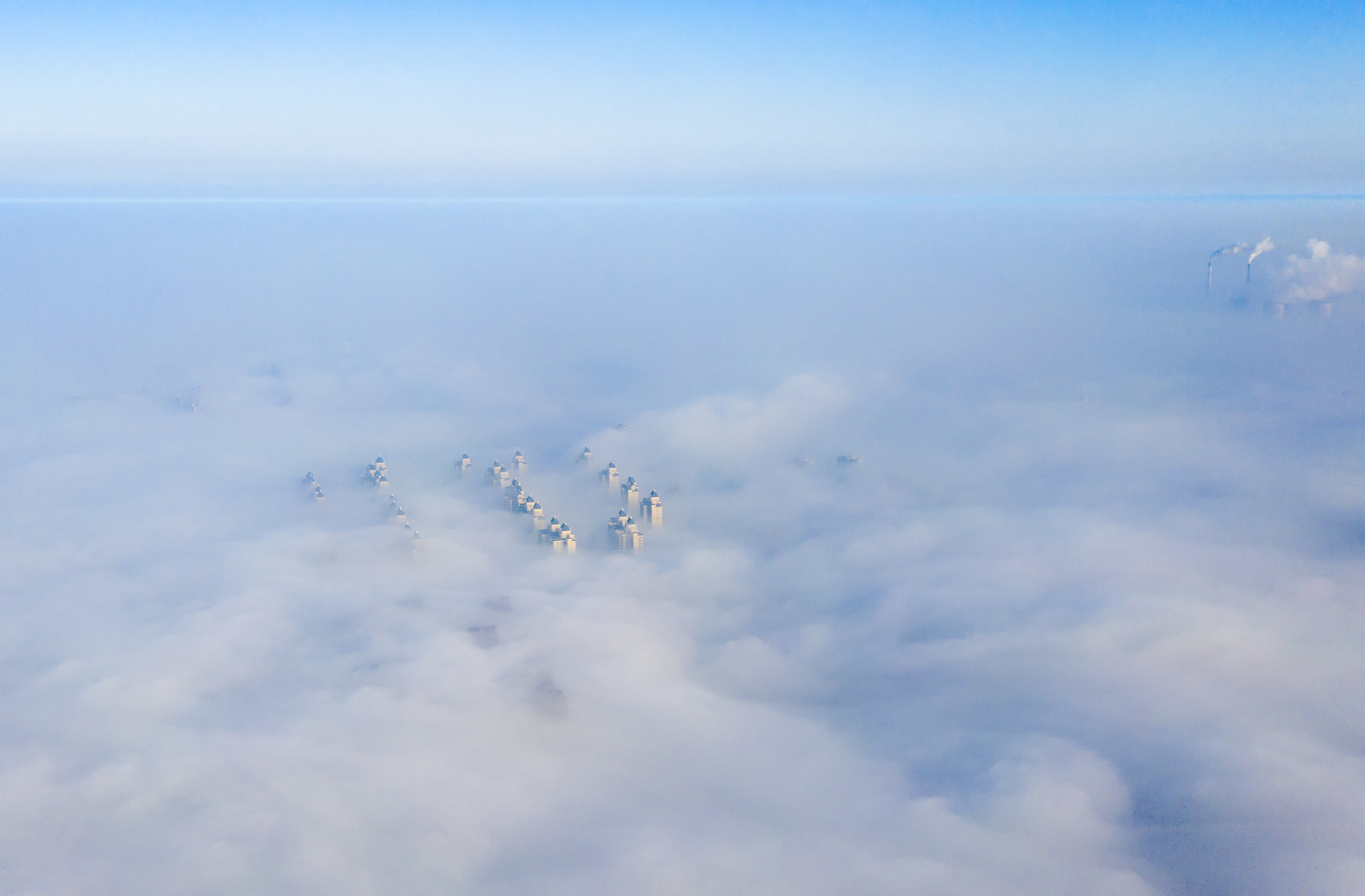 衡水:平流雾景观如梦如幻